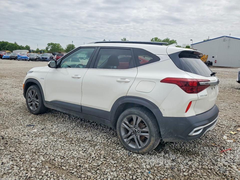 2021 Kia VIN KNDEUCAA4M7079768 COPART salvage auction — VANDALISM, OH - CERT OF TITLE-SALVAGE, sold $4,000 on 2026-07-24 (photo 2)