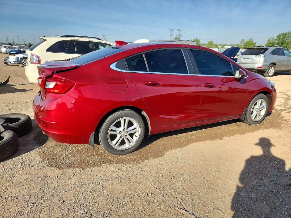 2018 Chevrolet Cruze VIN 1G1BE5SM9J7200299 COPART salvage auction — REAR END, Il - Salvage Certificate, sold $2,400 on 2026-07-09 (photo 3)