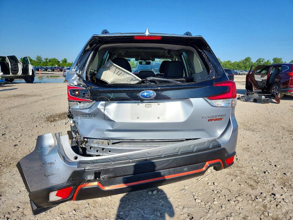 2021 Subaru Forester VIN JF2SKARC0MH499218 COPART salvage auction — REAR END, Tx - Salvage Vehicle Title, sold $5,000 on 2026-07-17 (photo 6)