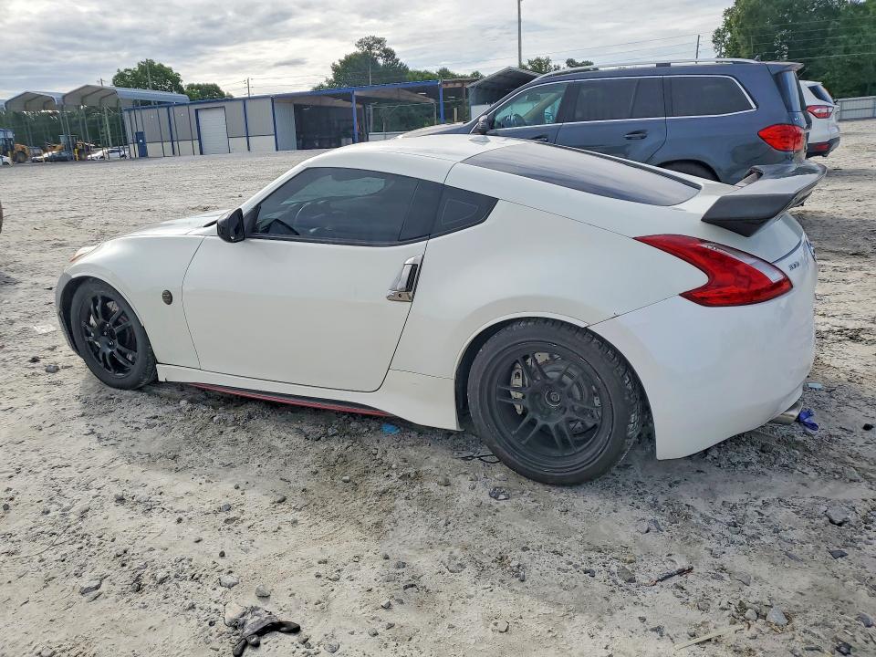 2018 Nissan 370z VIN JN1AZ4EH9JM570494 COPART salvage auction — MINOR DENT/SCRATCHES, Tx - Salvage Vehicle Title, sold $9,000 on 2026-07-29 (photo 2)