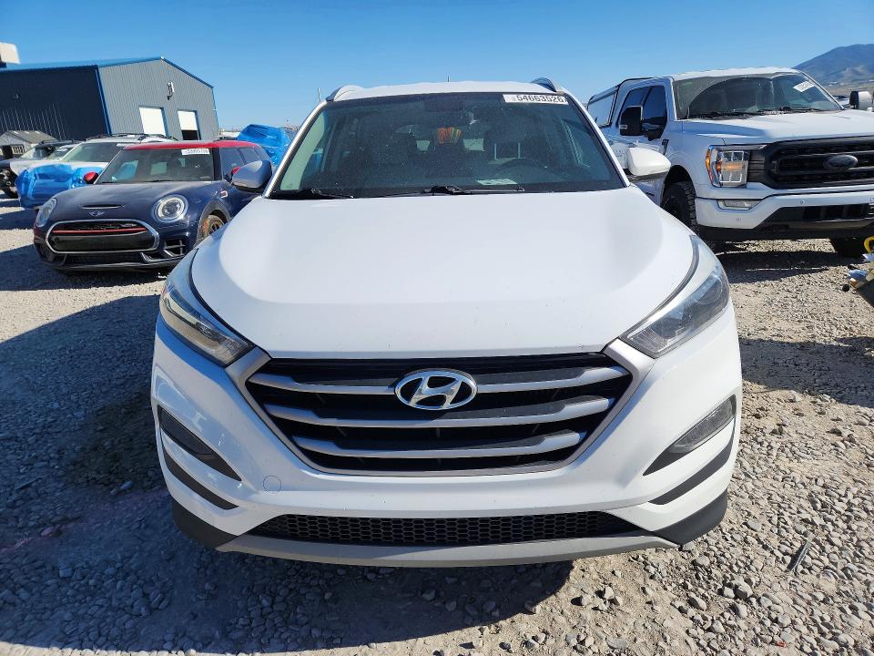 2017 Hyundai Tucson VIN KM8J3CA25HU369594 COPART salvage auction — MINOR DENT/SCRATCHES, Ut - Certificate Of Title (P), sold $3,350 on 2026-07-07 (photo 5)