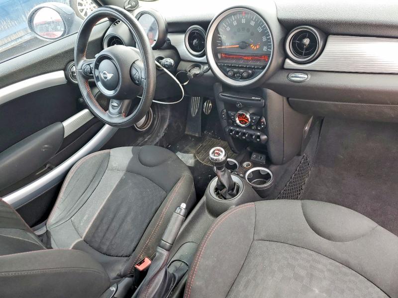 2014 Mini Cooper VIN WMWMH9C57ET377501 COPART salvage auction — HAIL, Tx - Certificate Of Title, sold $2,550 on 2026-07-02 (photo 8)