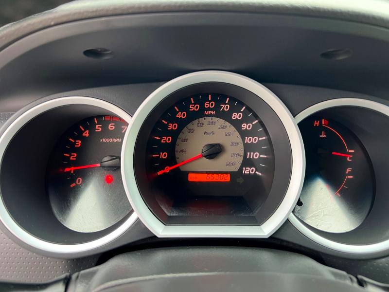 2010 Toyota Tacoma VIN 5TEUX4EN5AZ744011 COPART salvage auction — MINOR DENT/SCRATCHES, Ma - Certificate Of Title (P), sold $10,700 on 2026-07-21 (photo 9)