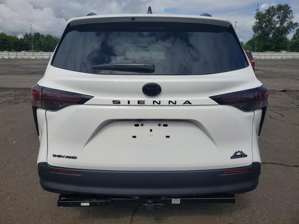 2026 Toyota Sienna VIN 5TDCSKFC7TS244914 COPART salvage auction — SIDE, Or - Salvage Title Certificate, sold $20,300 on 2026-07-27 (photo 6)