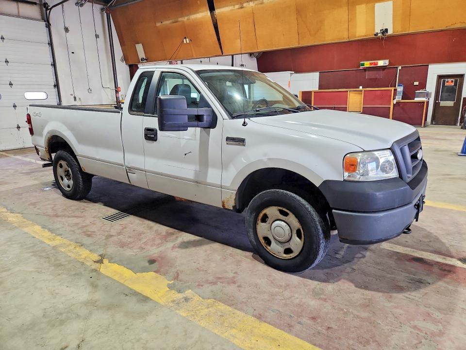 2007 Ford F-150 lightning VIN 1FTRF14WX7NA82164 COPART salvage auction — REAR END, Va - Cert Of Title - Salvage, sold $3,800 on 2026-07-09 (photo 4)