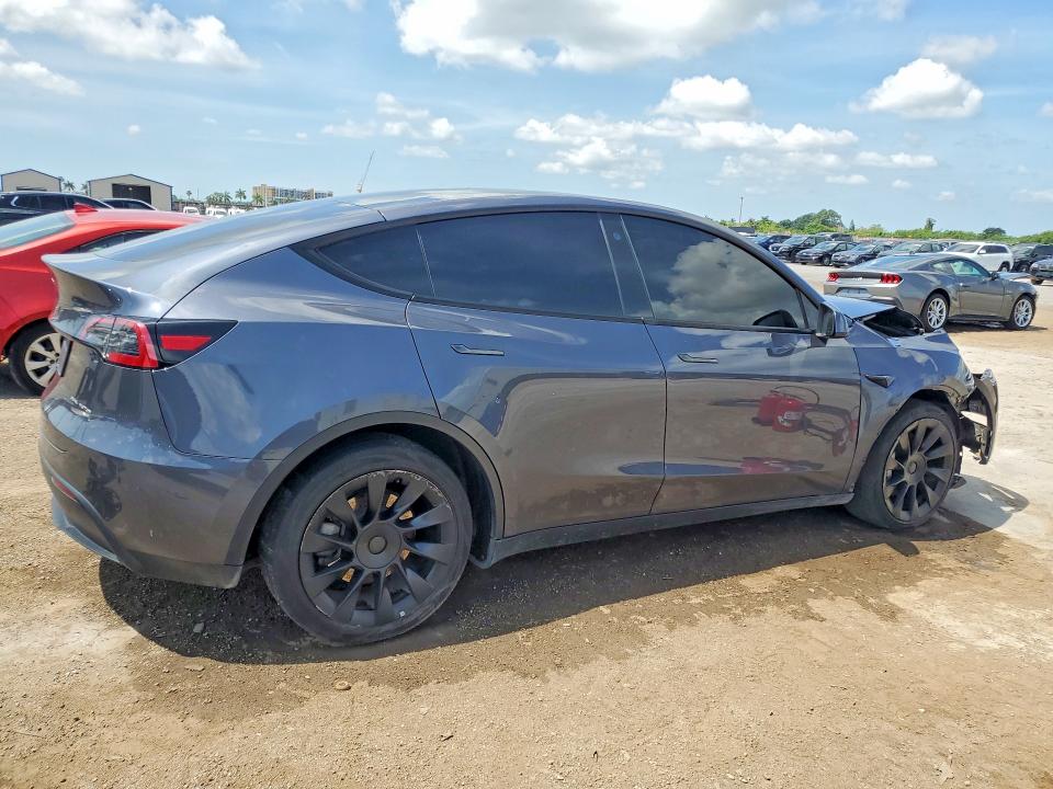 2023 Tesla Model y VIN 7SAYGDEE5PF629696 COPART salvage auction — FRONT END, FL - CERTIFICATE OF TITLE, sold $7,200 on 2026-07-16 (photo 3)