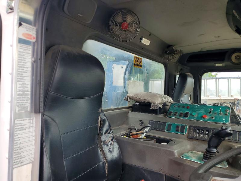 2019 Peterbilt All models VIN 3BPDLJ0X5KF104077 COPART salvage auction — SIDE, CY, sold $500 on 2026-09-04 (photo 6)