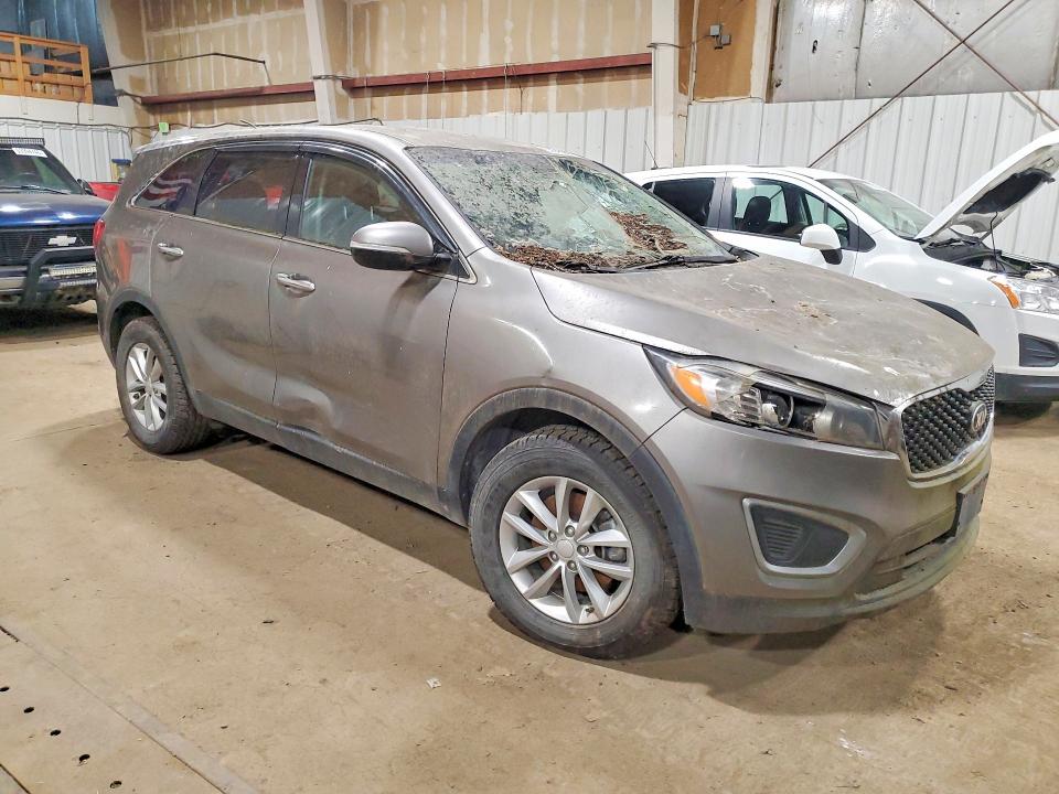 2017 Kia Sorento VIN 5XYPG4A32HG287504 COPART salvage auction — ALL OVER, Ak - Bill Of Sale- Salvage, sold $2,000 on 2026-07-14 (photo 4)