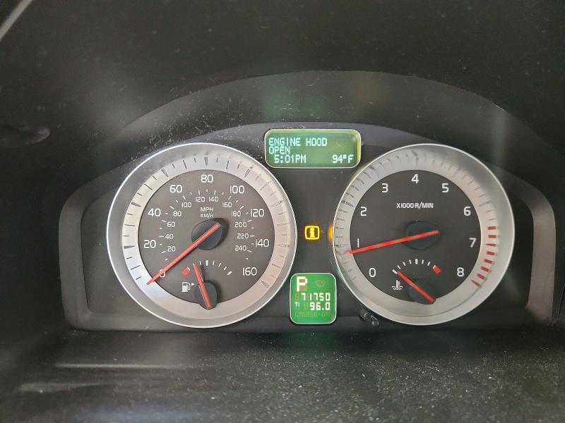 2011 Volvo C70 VIN YV1672MC6BJ108085 COPART salvage auction — SIDE, Va - Cert Of Title - Salvage, sold $1,300 on 2026-07-24 (photo 9)
