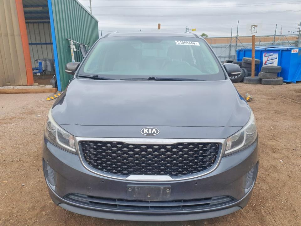 2017 Kia SEDONA VIN KNDMB5C15H6333039 COPART salvage auction — HAIL, Salvage Title, sold $275 on 2026-07-27 (photo 5)