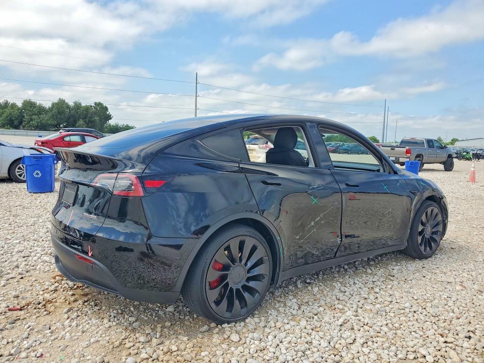2022 Tesla Model y VIN 7SAYGDEF2NF547320 COPART salvage auction — FRONT END, Tx - Salvage Vehicle Title, sold $8,100 on 2026-07-23 (photo 3)