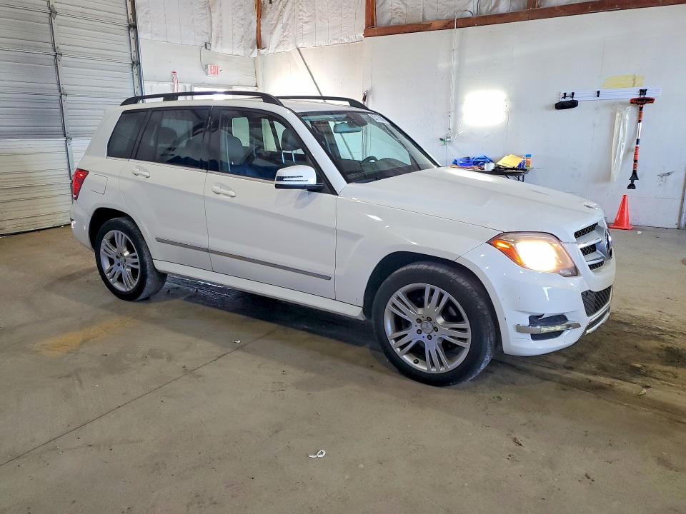 2013 Mercedes-benz Glk-klasse VIN WDCGG8JB3DG021036 COPART salvage auction — MINOR DENT/SCRATCHES, Ky - Certificate Of Title (P), sold $5,300 on 2026-07-06 (photo 4)