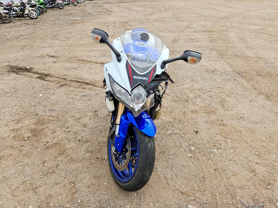 2008 Suzuki Gsx-r VIN JS1GN7EA582104553 COPART salvage auction — FRONT END, Sd - Certificate Of Title, sold $1,250 on 2026-07-30 (photo 2)