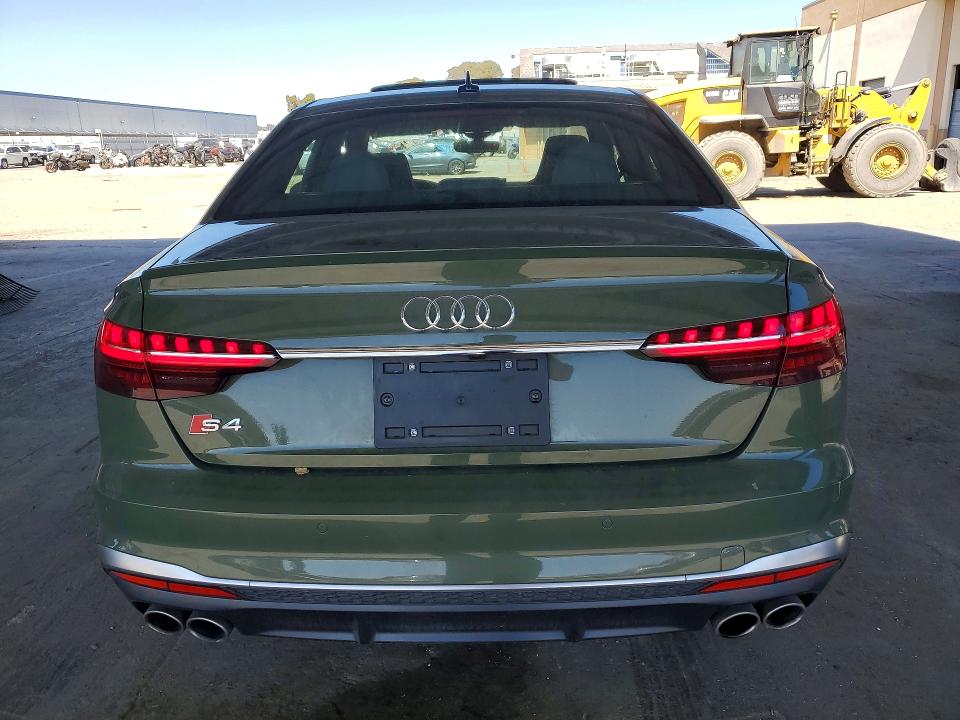 2024 Audi Rs4 VIN WAUB4AF40RA040211 COPART salvage auction — FRONT END, Ca - Salvage Certificate, sold $6,800 on 2026-07-21 (photo 6)