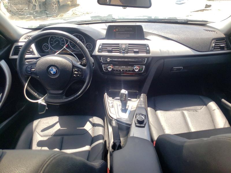 2017 BMW 3er VIN WBA8E1G35HNU18642 COPART salvage auction — NORMAL WEAR, Tx - Certificate Of Title, sold $2,100 on 2026-07-30 (photo 8)