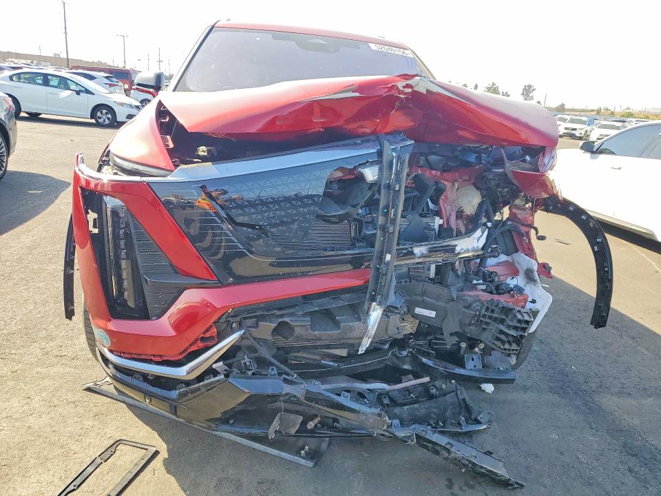 2026 Cadillac Xt4 VIN 1GYC3NML1TZ702876 COPART salvage auction — FRONT END, Ca - Salvage Certificate, sold $18,100 on 2026-07-06 (photo 5)