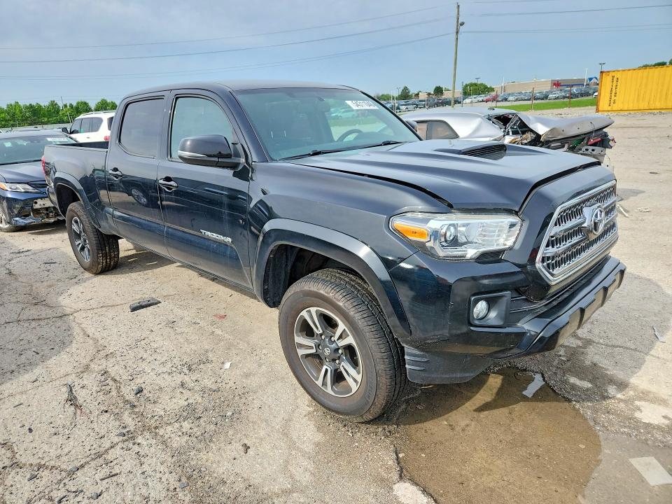 2016 Toyota Tacoma VIN 5TFDZ5BN5GX004432 COPART salvage auction — SIDE, In - Cert Of Title-Salvage Title, sold $300 on 2026-07-31 (photo 4)