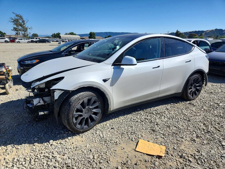 2024 Tesla VIN 7SAYGAEE2RF008613 COPART salvage auction — FRONT END, Ca - Salvage Certificate, sold $12,200 on 2026-07-16 (photo 1)