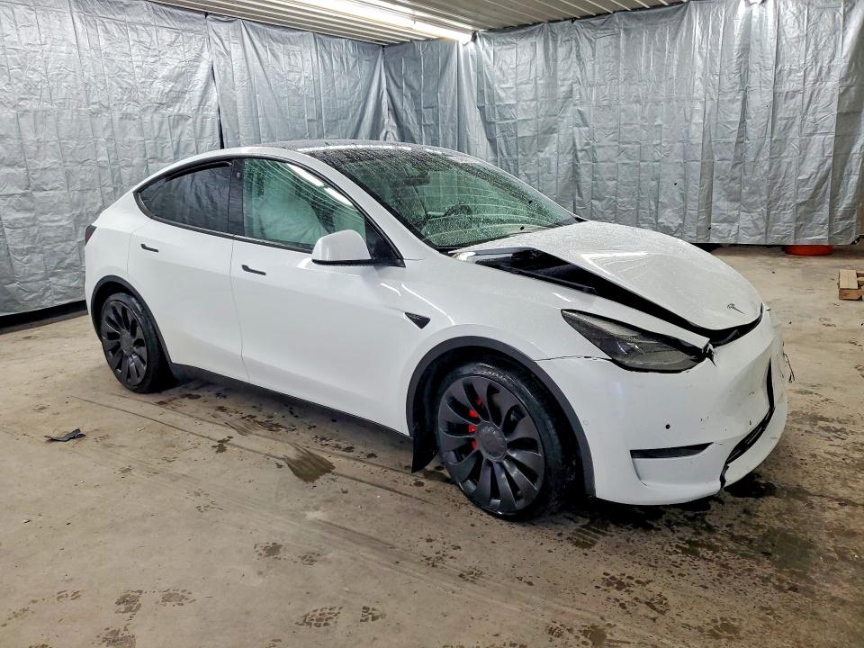 2022 Tesla Model y VIN 7SAYGDEF8NF530375 COPART salvage auction — FRONT END, In - Cert Of Title-Salvage Title, sold $13,600 on 2026-07-14 (photo 4)