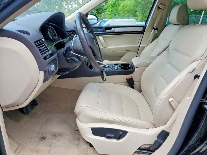 2016 Volkswagen Touareg VIN WVGEF9BP2GD002219 COPART salvage auction — REAR END, Or - Salvage Title Certificate, sold $2,500 on 2026-07-08 (photo 7)