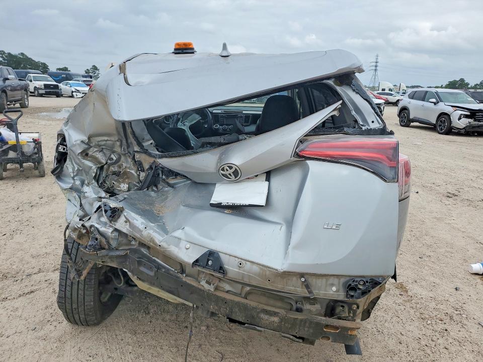 2018 Toyota Rav 4 VIN JTMZFREV4JJ191786 COPART salvage auction — REAR END, Tx - Salvage Vehicle Title, sold $3,550 on 2026-07-17 (photo 6)