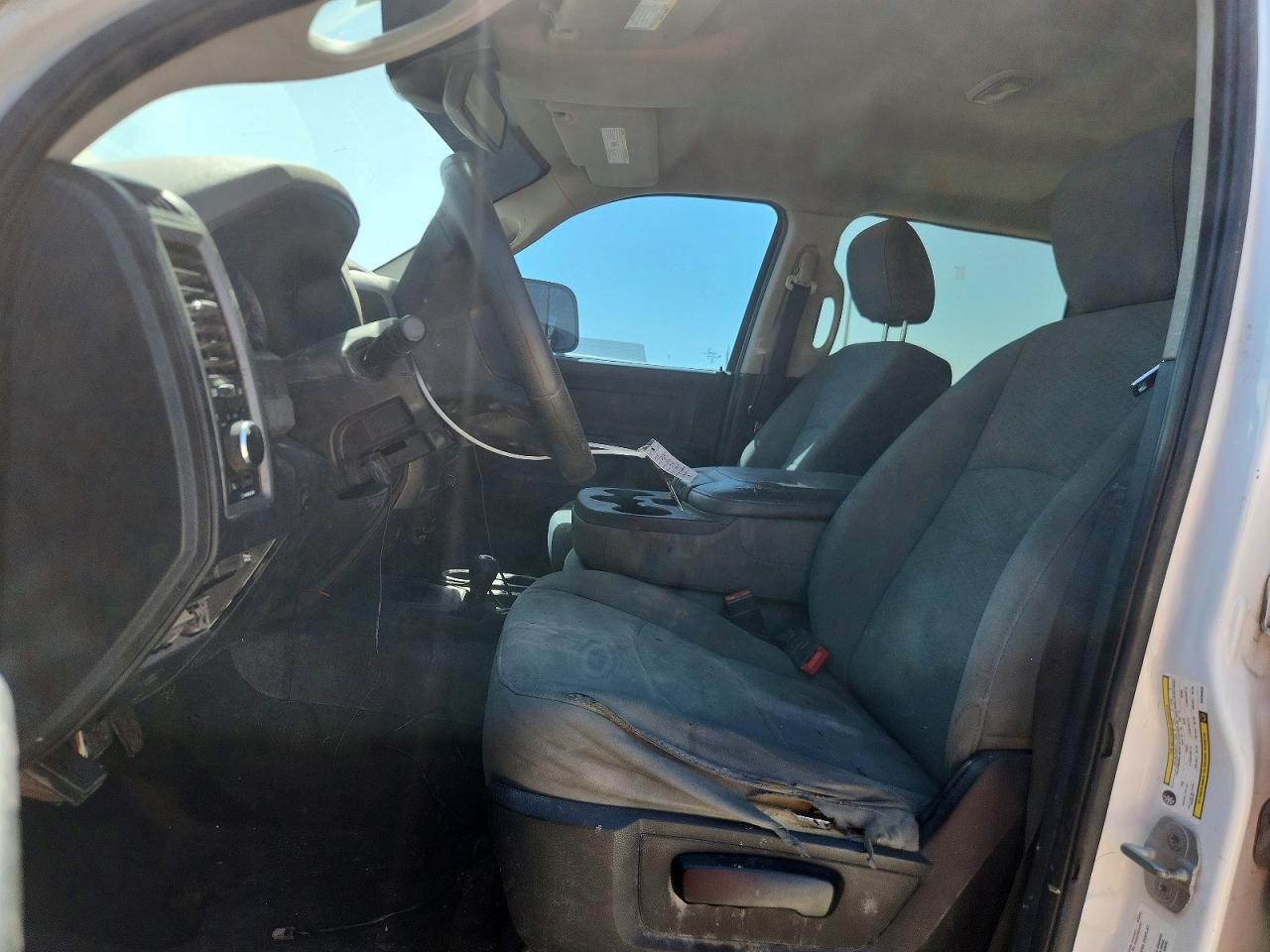 2014 Ram 3500 VIN 3C63RRGJ6EG255820 COPART salvage auction — Front End, TX - CERTIFICATE OF TITLE (P), sold $3,800 on 2026-07-03 (photo 7)