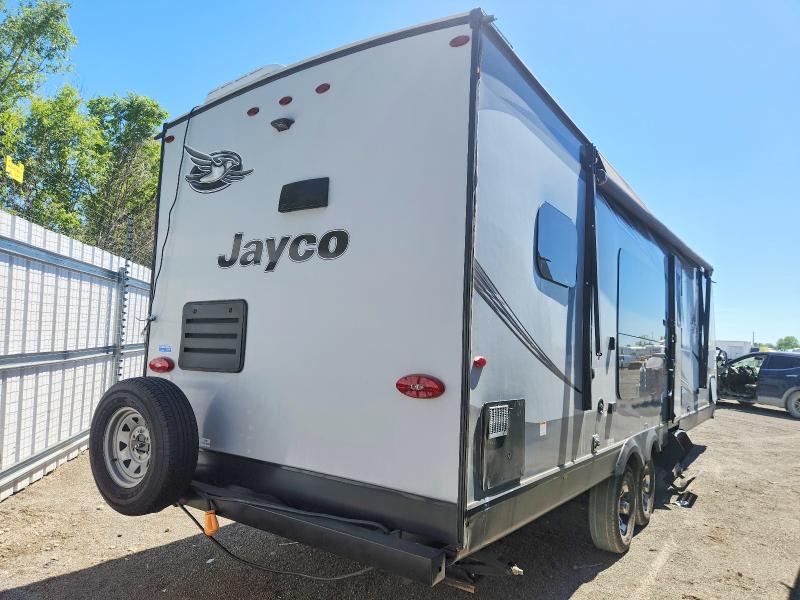 2020 Jaco jay flight VIN 1UJBJ0BRXL1TA0155 COPART salvage auction — ROLLOVER, IL - SALVAGE CERTIFICATE, sold $1,850 on 2026-07-15 (photo 4)