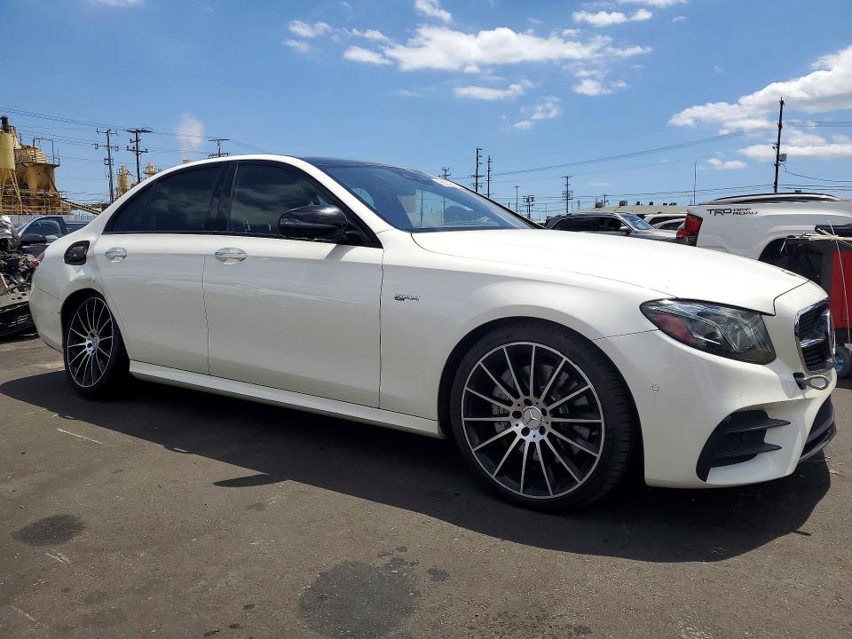 2018 Mercedes-benz E-klasse VIN WDDZF6EB4JA401233 COPART salvage auction — REAR END, Ca - Salvage Certificate, sold $13,300 on 2026-07-27 (photo 4)