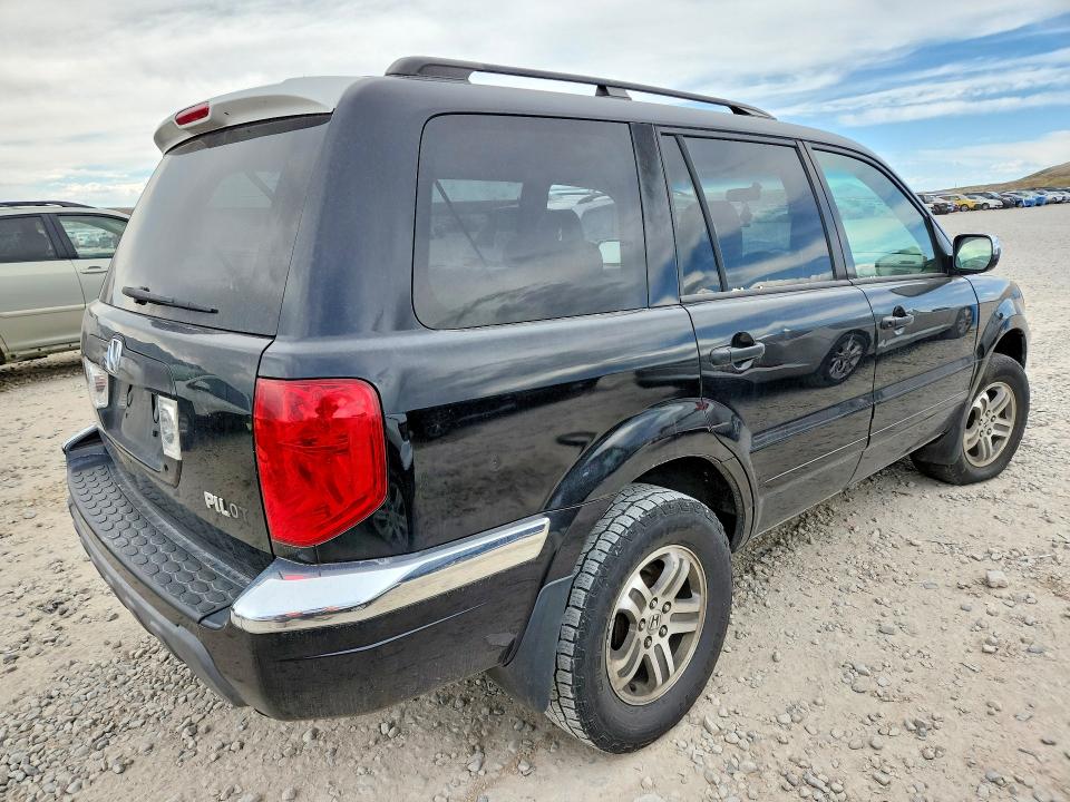 2004 Honda Pilot VIN 2HKYF18614H505070 COPART salvage auction — MINOR DENT/SCRATCHES, Ut - Certificate Of Title, sold $475 on 2026-07-09 (photo 3)