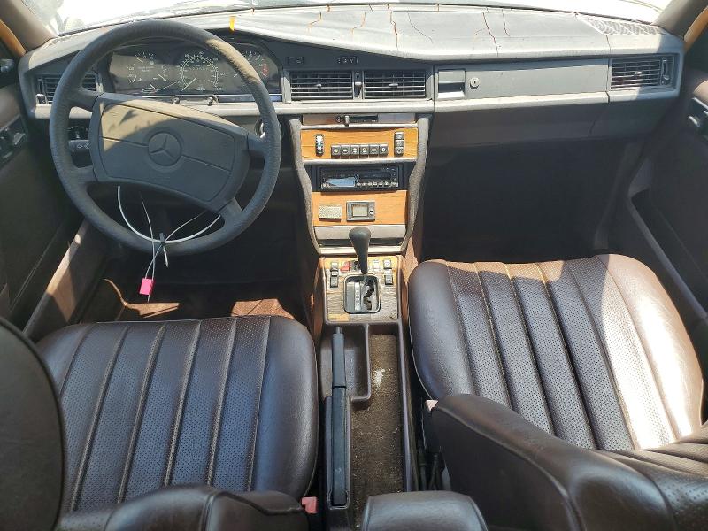 1988 Mercedes-benz 190 VIN WDBDA28D6JF409683 COPART salvage auction — MECHANICAL, Ca - Certificate Of Title, sold $1,750 on 2026-07-08 (photo 8)