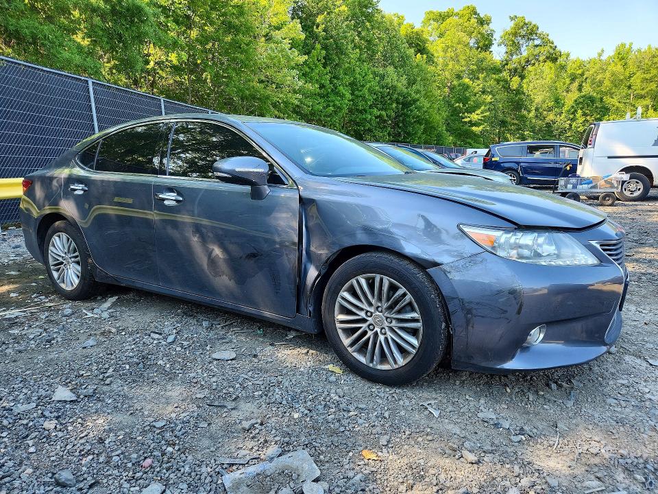 2013 Lexus VIN JTHBK1GG2D2035515 COPART salvage auction — FRONT END, Md - Cert Of Salvage < 75% Damage, sold $5,000 on 2026-07-17 (photo 4)