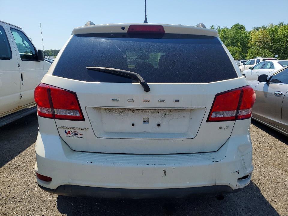 2016 Dodge Journey VIN 3C4PDCBB3GT143718 COPART salvage auction — MINOR DENT/SCRATCHES, In - Certificate Of Title, sold $1,300 on 2026-07-21 (photo 6)