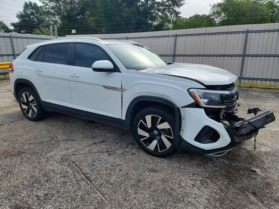 2024 Volkswagen Atlas VIN 1V2JE2CA7RC212894 COPART salvage auction — FRONT END, Salvage Title, sold $250 on 2026-07-27 (photo 4)