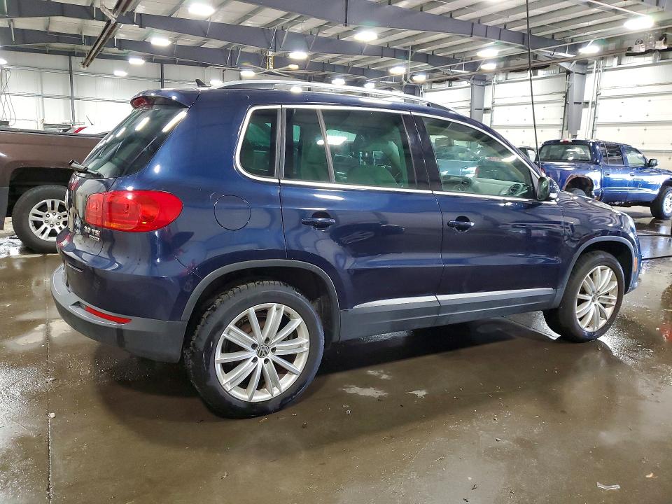 2015 Volkswagen Tiguan VIN WVGBV7AX3FW553533 COPART salvage auction — VANDALISM, Mn - Cert Of Title-Prior Salvage, sold $2,050 on 2026-08-11 (photo 3)