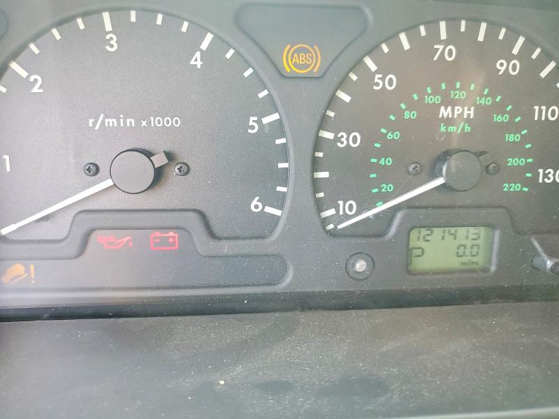 2002 Land rover Discovery VIN SALTY154X2A743133 COPART salvage auction — FRONT END, Co - Public - Salvage Title, sold $425 on 2026-07-02 (photo 9)