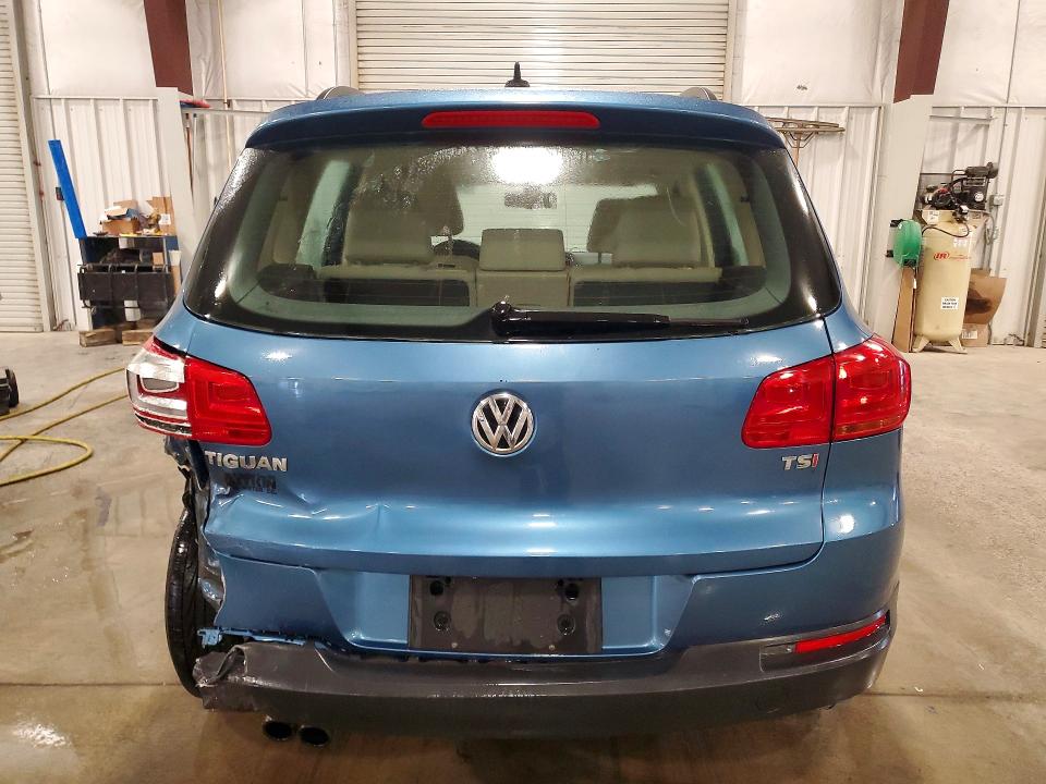 2017 Volkswagen Tiguan VIN WVGBV7AXXHK024090 COPART salvage auction — REAR END, Mn - Cert Of Title-Salvage, sold $1,800 on 2026-07-13 (photo 6)