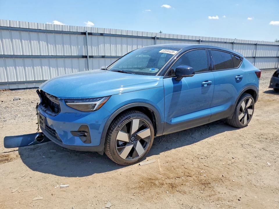 2022 Volvo VIN YV4ED3GB2N2004160 COPART salvage auction — FRONT END, Va - Cert Of Title - Salvage, sold $13,800 on 2026-07-22 (photo 1)