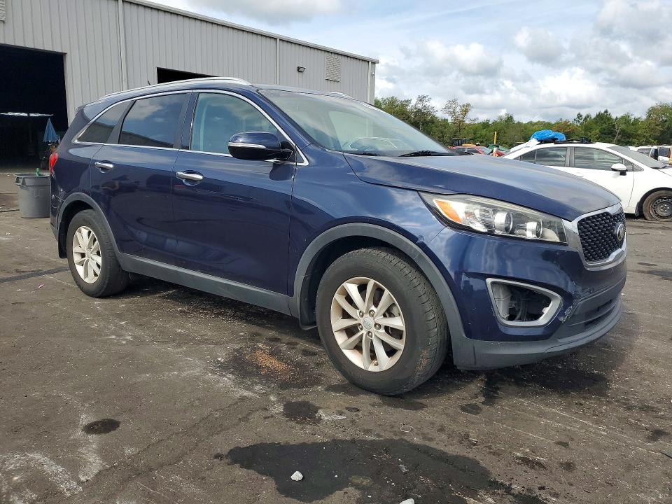 2016 Kia Sorento VIN 5XYPG4A36GG118469 COPART salvage auction — REAR END, Fl - Certificate Of Title, sold $2,050 on 2026-07-29 (photo 4)