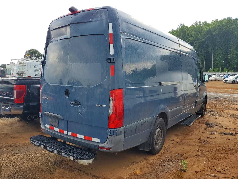 2021 Mercedes-benz Sprinter 2500 VIN W1Y40CHY9MT070934 COPART salvage auction — MECHANICAL, Nc - Dealer Only Clean Title (P), sold $9,300 on 2026-07-29 (photo 3)
