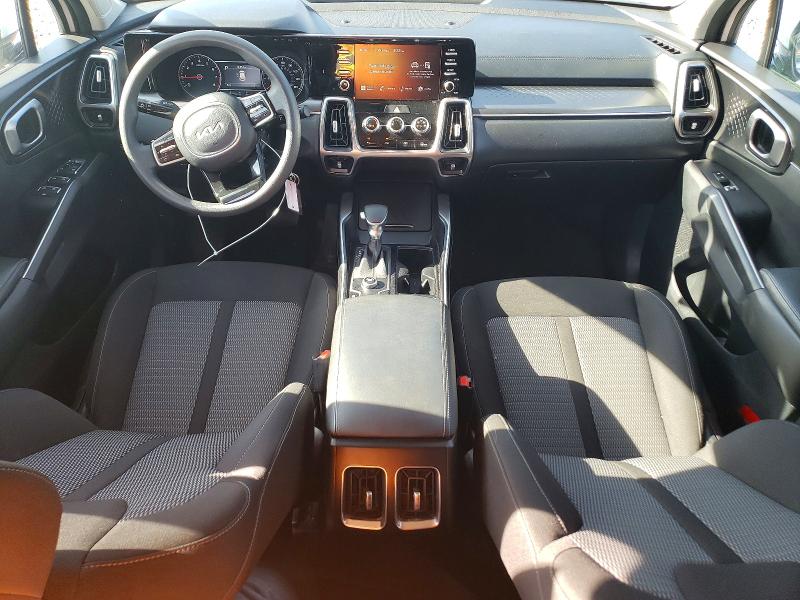 2022 Kia Sorento VIN 5XYRG4LC6NG162619 COPART salvage auction — REAR END, In - Cert Of Title-Salvage Title, sold $7,300 on 2026-07-28 (photo 8)