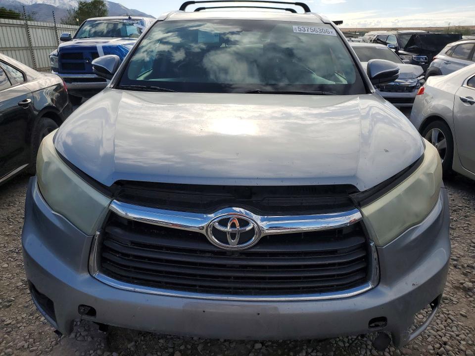 2015 Toyota VIN 5TDKKRFH4FS096242 COPART salvage auction — FRONT END, UT - SALVAGE CERTIFICATE, sold $6,600 on 2026-07-21 (photo 5)