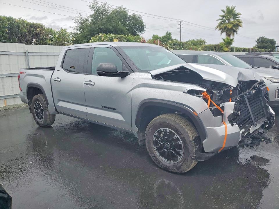2026 Toyota Tundra VIN 5TFLA5DB7TX379349 COPART salvage auction — FRONT END, Ca - Salvage Certificate, sold $22,500 on 2026-07-07 (photo 4)