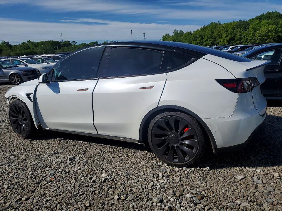 2022 Tesla Model y VIN 7SAYGDEF3NF461059 COPART salvage auction — FRONT END, MA - CERT OF TITLE-SALVAGE (P), sold $12,100 on 2026-07-22 (photo 2)