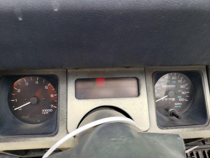 1992 Jeep Wrangler / VIN 2J4FY19P2NJ506640 COPART salvage auction — MINOR DENT/SCRATCHES, Tn - Certificate Of Title, sold $725 on 2026-07-06 (photo 9)