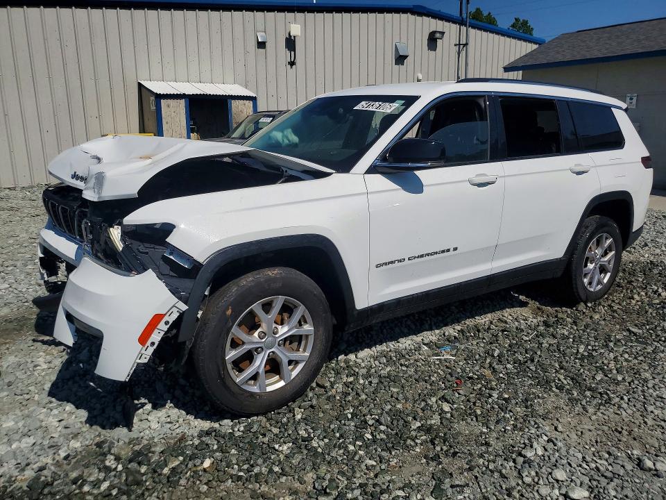 2021 Jeep Cherokee VIN 1C4RJKBG3M8181273 COPART salvage auction — FRONT END, Nc - Dlr Only-Clean/Over 25% Damage, sold $9,700 on 2026-07-29 (photo 1)