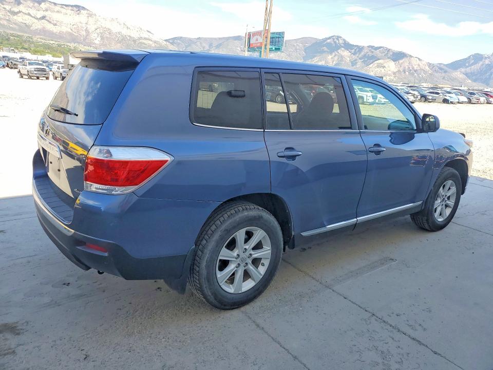 2013 Toyota Highlander VIN 5TDBK3EH9DS215916 COPART salvage auction — SIDE, Ut - Salvage Certificate, sold $2,950 on 2026-07-20 (photo 3)