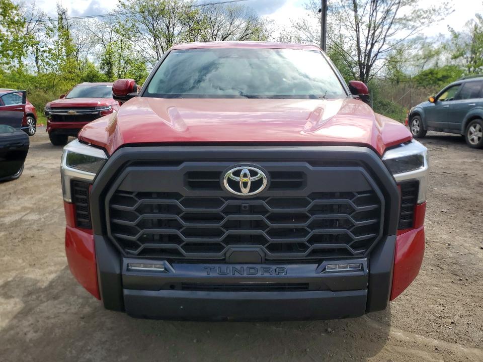 2022 Toyota Tundra VIN 5TFJA5DB1NX005457 COPART salvage auction — FRONT END, Il - Junking Cert Of A Vehicle, sold $21,800 on 2026-07-02 (photo 5)