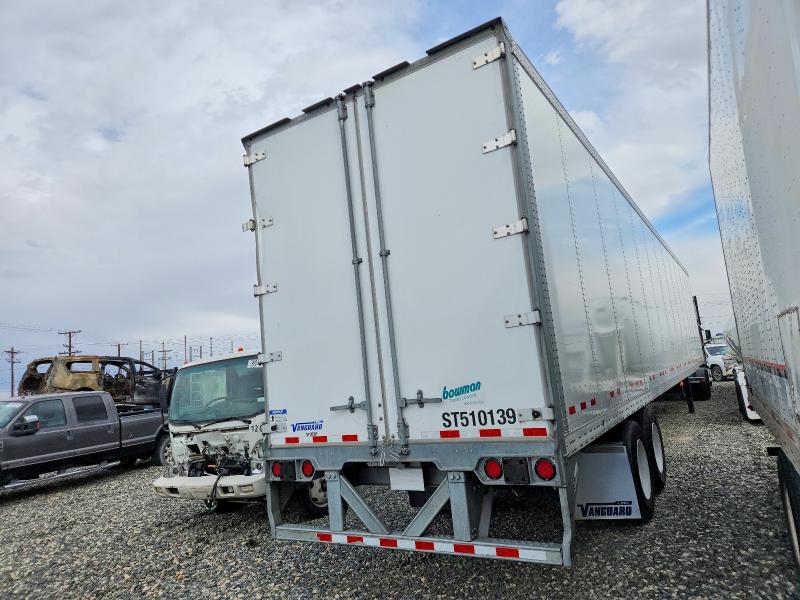2025 Vanguard trailer VIN 5V8VC5327ST510139 COPART salvage auction — ROLLOVER, CO - PUBLIC - SALVAGE TITLE, sold $11,200 on 2026-07-16 (photo 4)