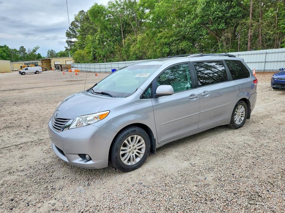 2013 Toyota Sienna VIN 5TDYK3DC5DS402344 COPART salvage auction — REAR END, Nc - Salvage Certificate Of Title, sold $4,200 on 2026-07-17 (photo 1)