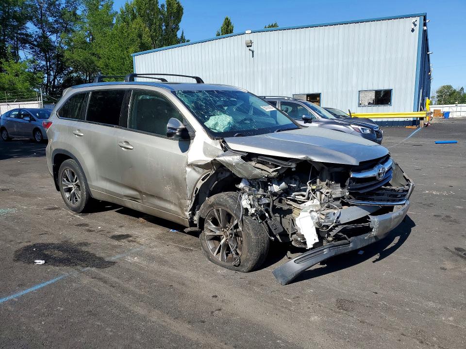 2016 Toyota Highlander VIN 5TDJKRFH8GS256264 COPART salvage auction — FRONT END, Or - Salvage Title Certificate, sold $3,950 on 2026-07-13 (photo 4)